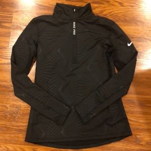 Nike pro hyperwarm